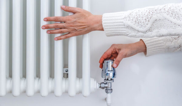 بررسی دلیل سرد و گرم شدن رادیاتورها – تماس با شماره 09105254154