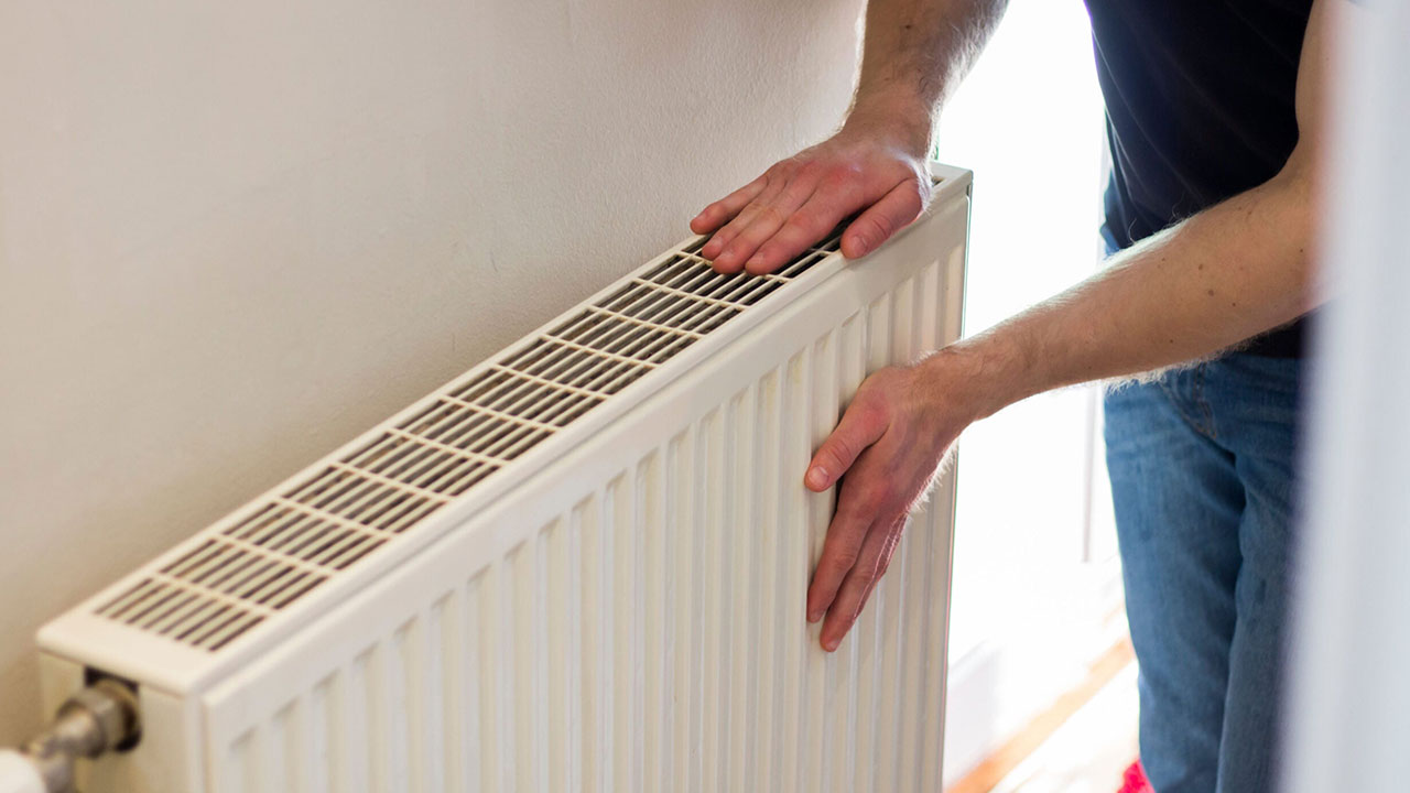 دلیل سرد و گرم شدن آب مصرفی در رباط کریم